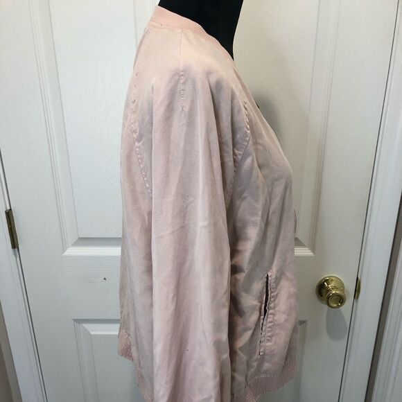 American Eagle pink zip front lightweight jacket - Picture 7 of 12